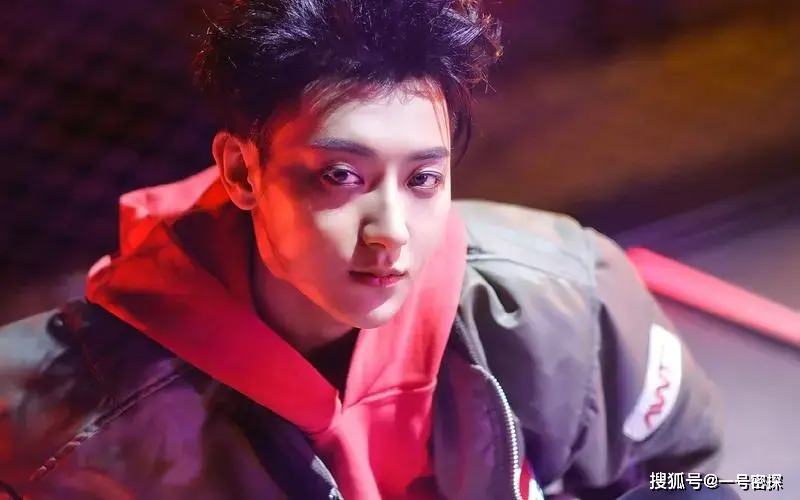 富豪明星创业故事_明星理财赚钱之道_明星商业帝国