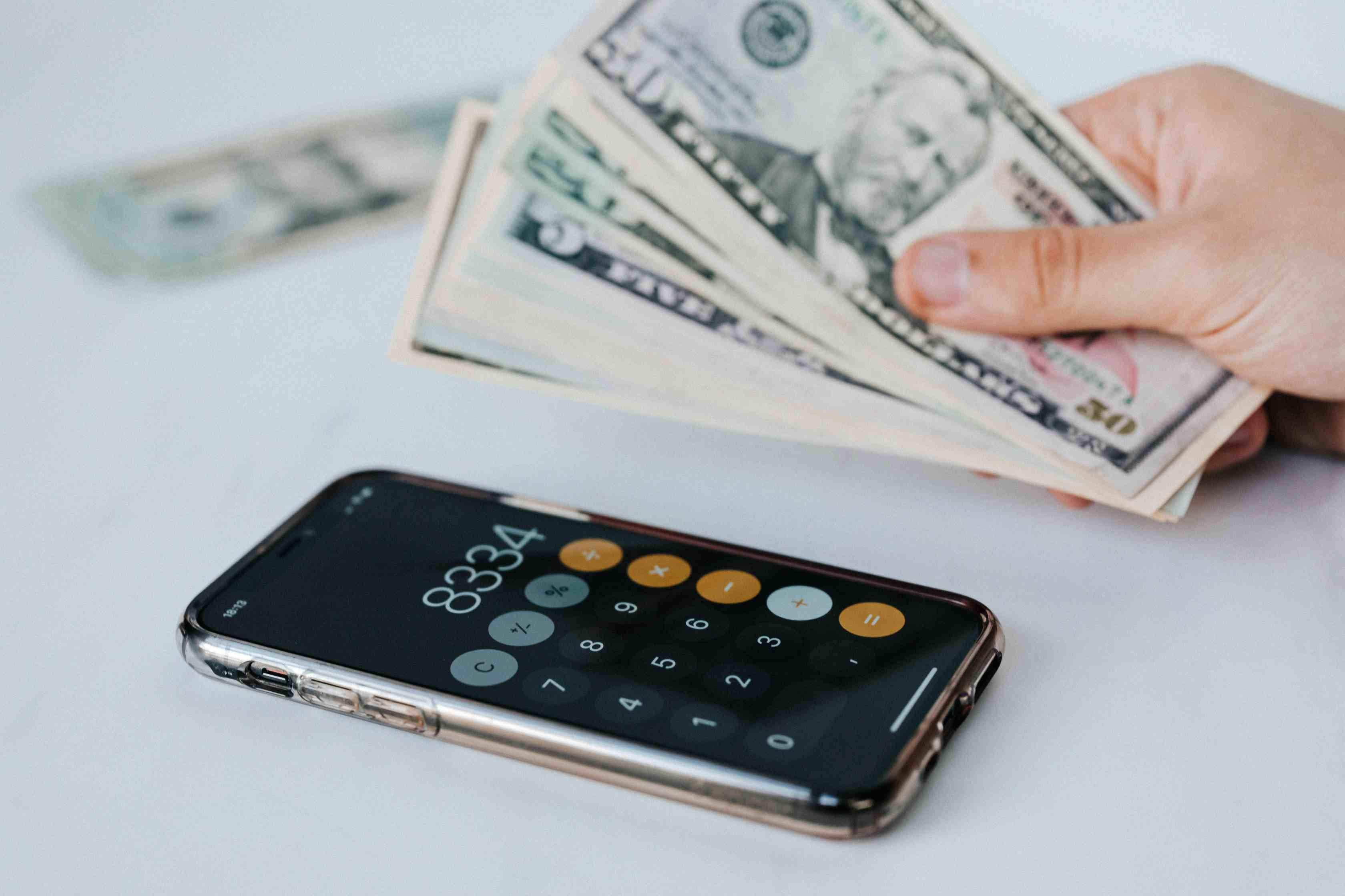 如何理解特定K线图形态含义？这种形态对股票走势有何预示？