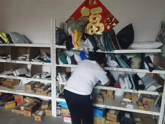 5万元以下的投资项目_女性饰品店投资3-5万_特色小吃店投资3-5万