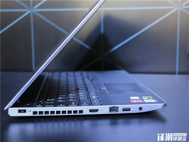 ibm xp_ThinkPad黑将PGL官方指定用机_ThinkPad黑将游戏本性能稳定性评测