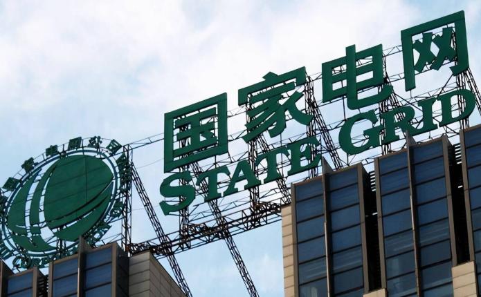 国家电网和南方电网有什么区别？都是负责输电的，为什么会分成两个公司呢？