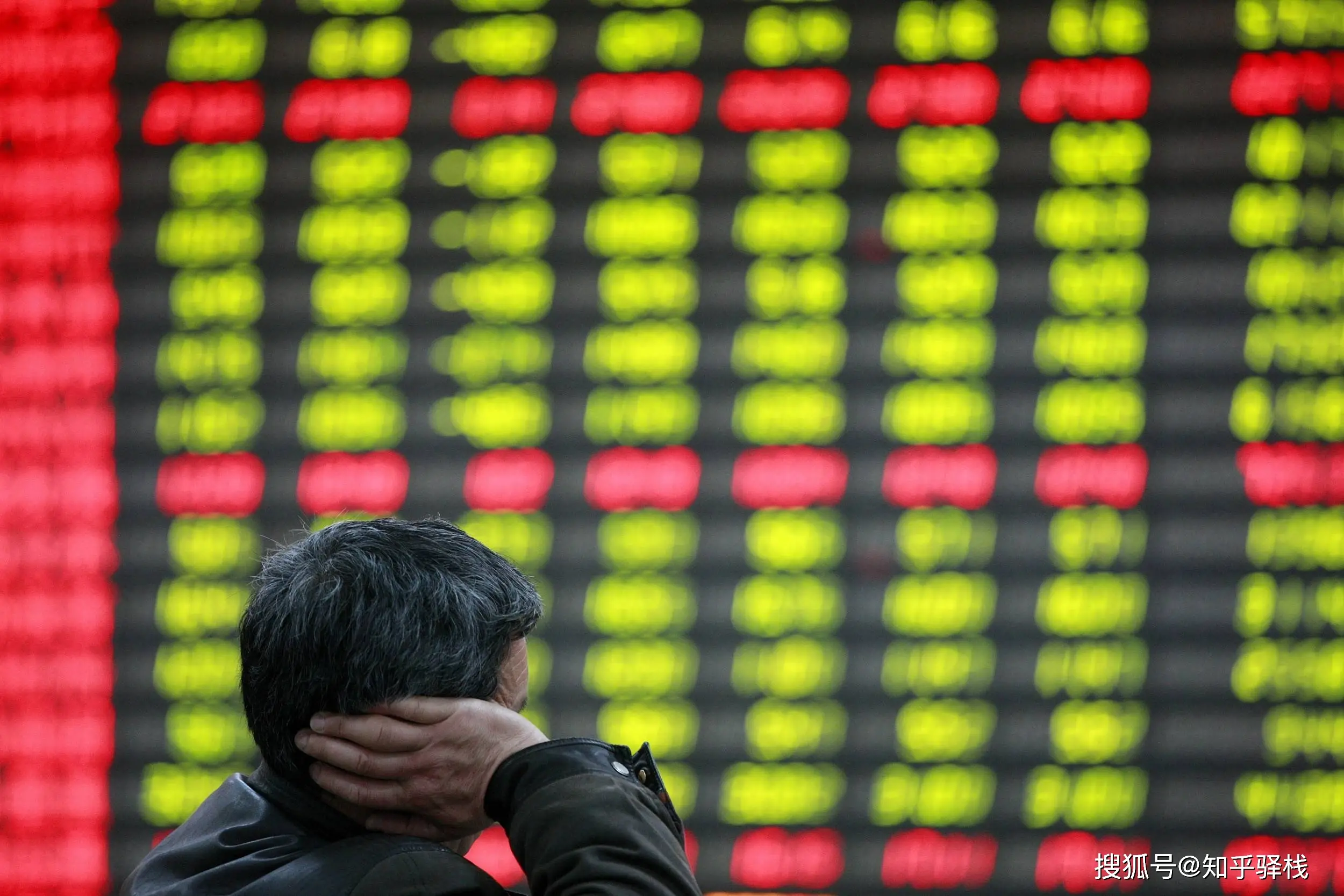 炒股亏钱更难受的真相_k线图看涨信号_踏空踏错节奏的自我否定
